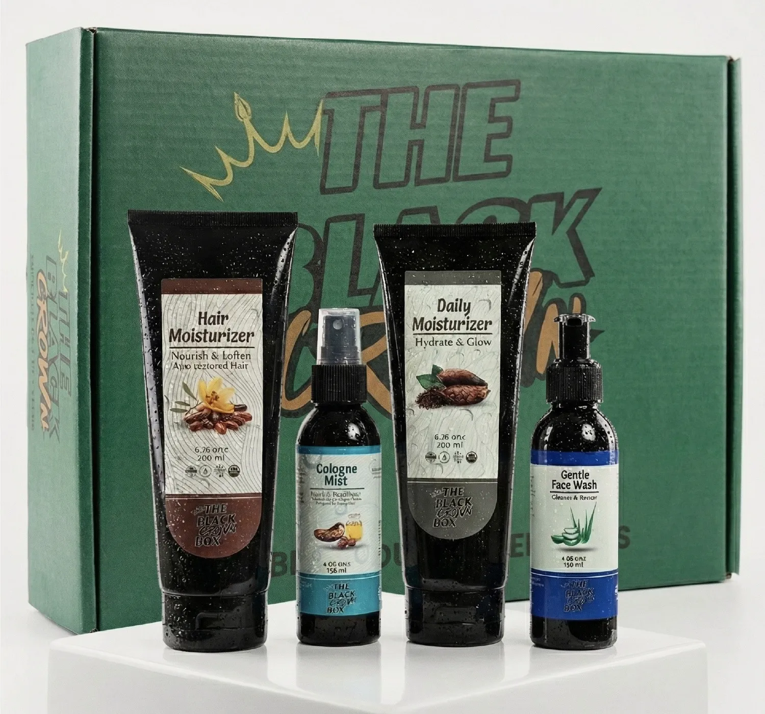 Caja verde de The Black Crown Box con cuatro productos de cuidado de piel y cabello